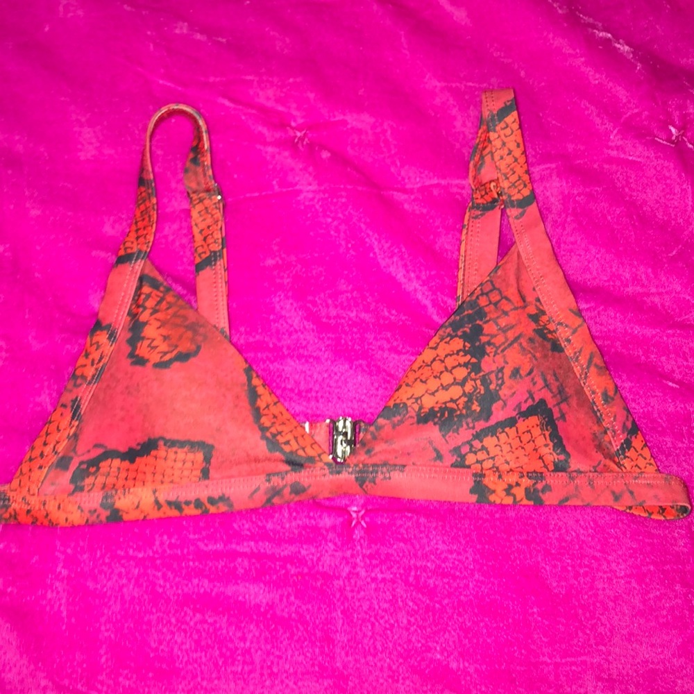 SHEIN bathing suit top